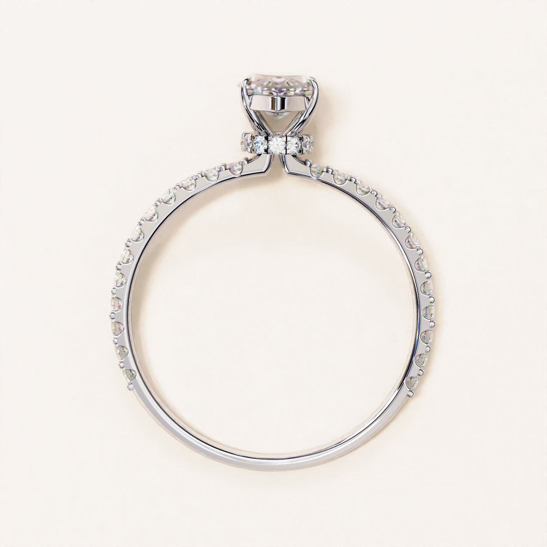 gold ring with sparkle | stunning marquise diamond | wedding ring lab

