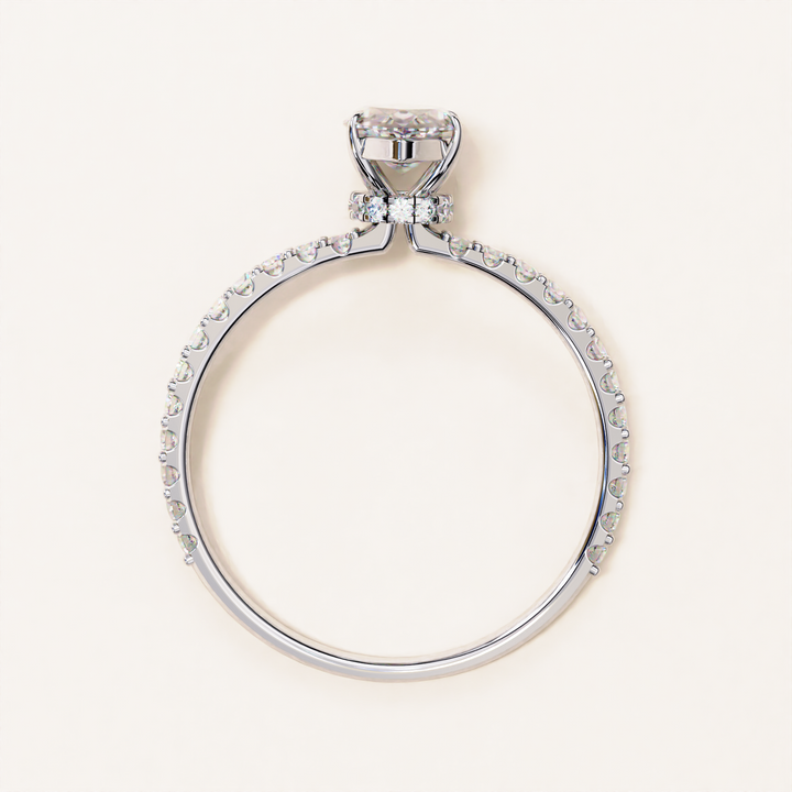gold ring with sparkle | stunning marquise diamond | wedding ring lab

