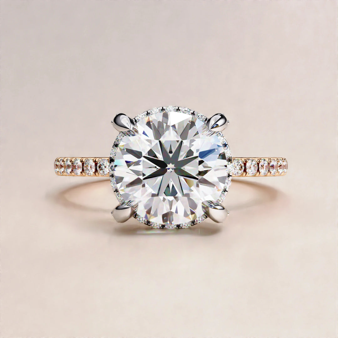 Sparkling Halo Ring
